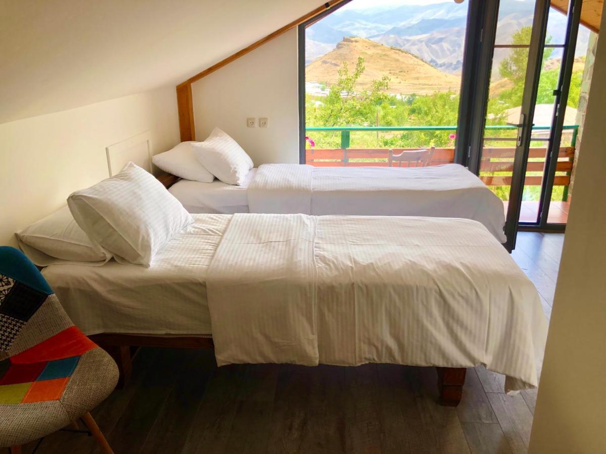 Green Stone Boutique Hotel Yeghegnadzor Екстериор снимка
