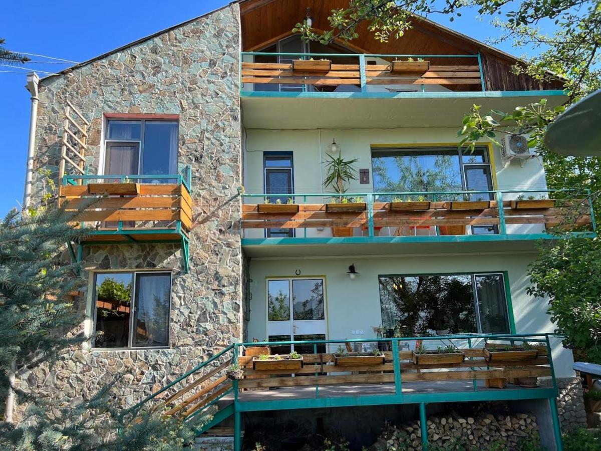 Green Stone Boutique Hotel Yeghegnadzor Екстериор снимка